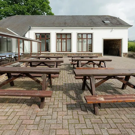 In Deiffelt Near Forest