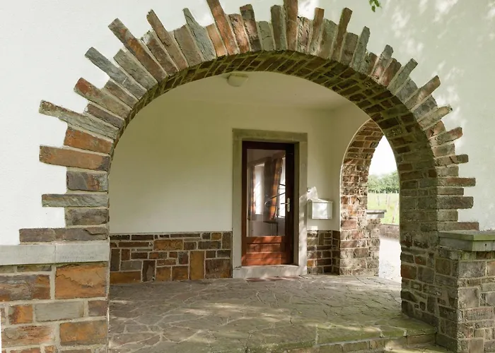 In Deiffelt Near Forest 펜션