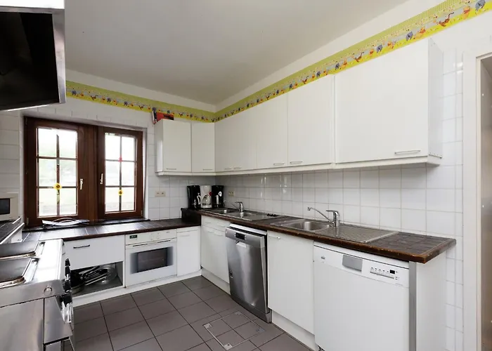 펜션 In Deiffelt Near Forest *