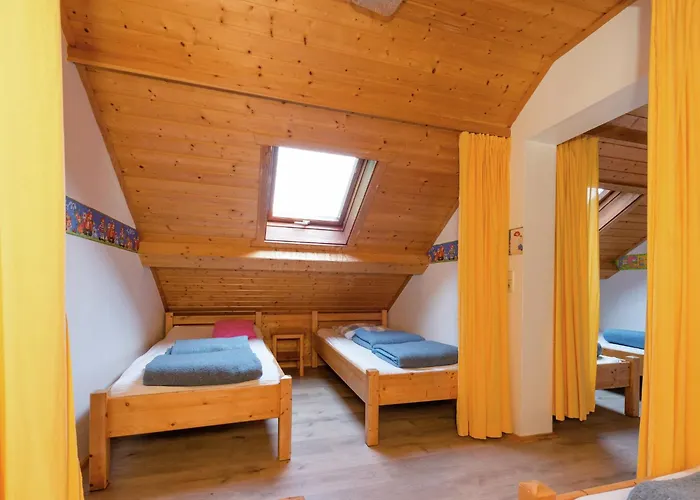 In Deiffelt Near Forest 펜션 Gouvy